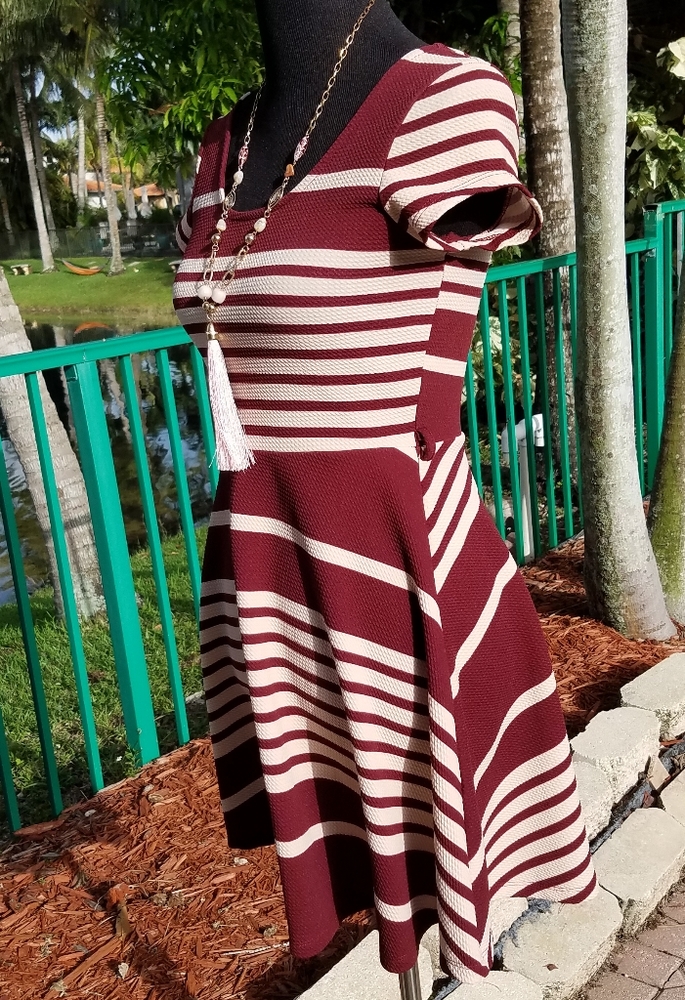 Dress 👗 - Picture 2 of 5